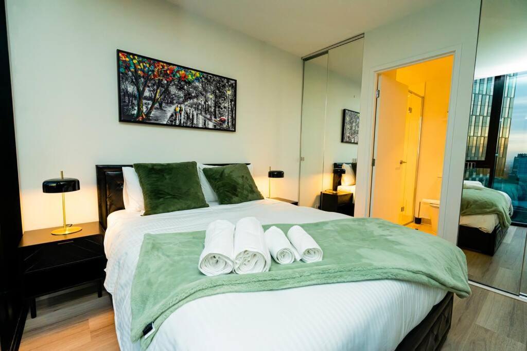 Luxe Haven - 42Nd Floor Panoramic City Views Ville de Ville de Melbourne Extérieur photo