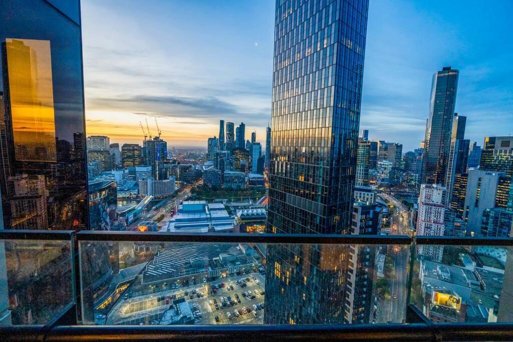 Luxe Haven - 42Nd Floor Panoramic City Views Ville de Ville de Melbourne Extérieur photo